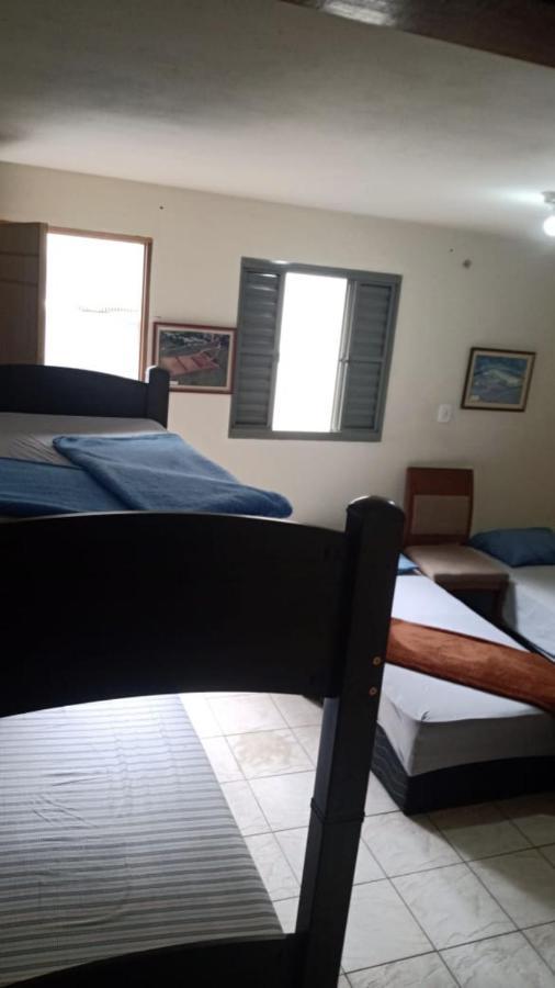 Hostel Office- Hospedagem Climatizada Quartos E Apartamentos Privativos Extrema Ngoại thất bức ảnh