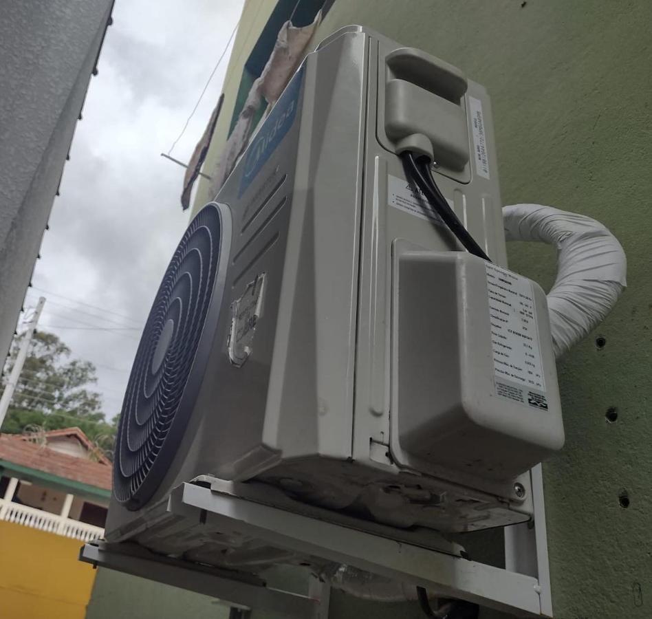 Hostel Office- Hospedagem Climatizada Quartos E Apartamentos Privativos Extrema Ngoại thất bức ảnh