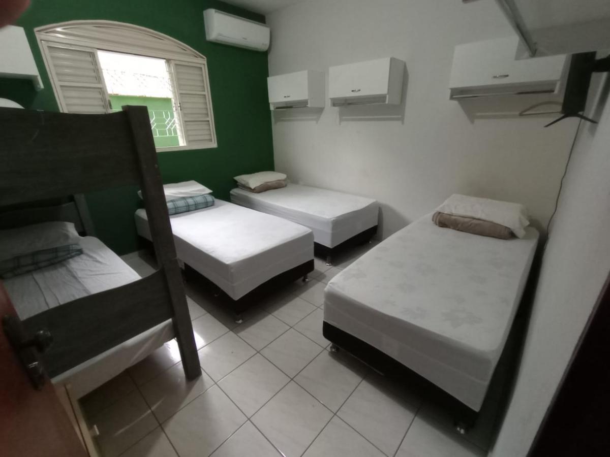 Hostel Office- Hospedagem Climatizada Quartos E Apartamentos Privativos Extrema Ngoại thất bức ảnh